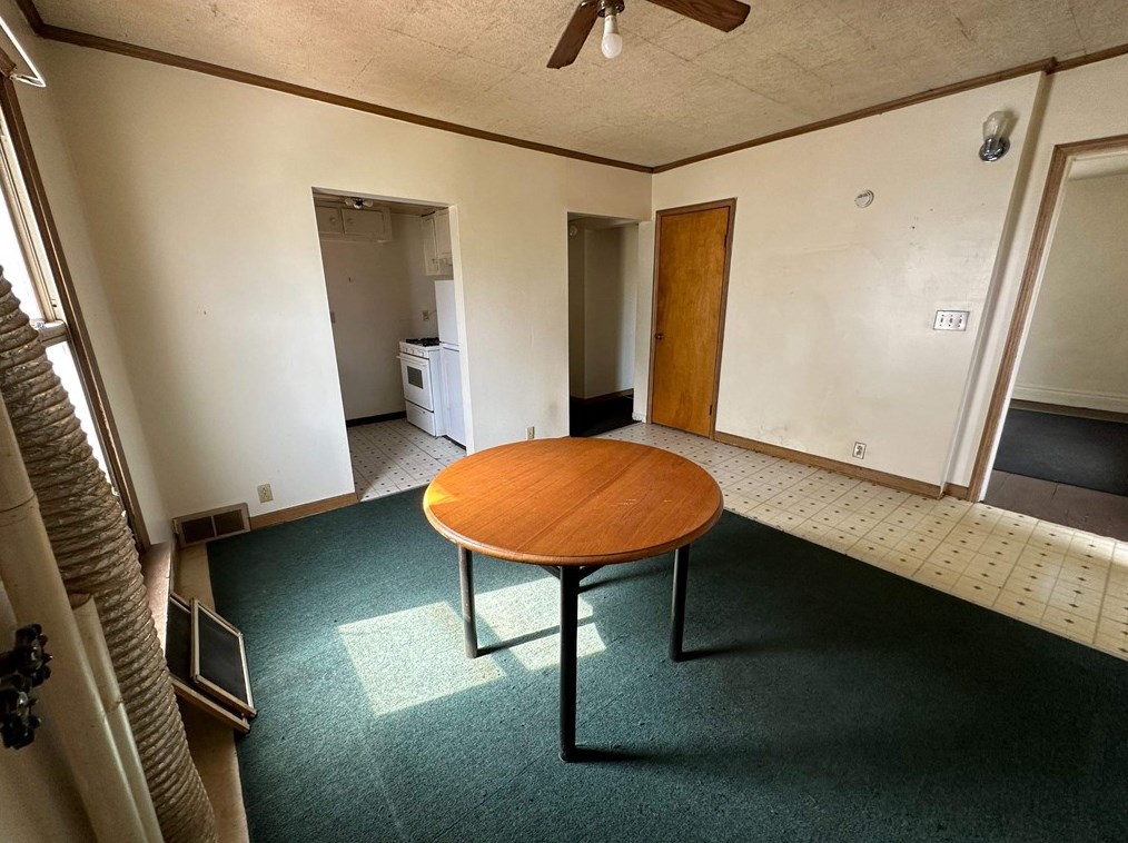611 Allen St #2, New Castle, PA 16101