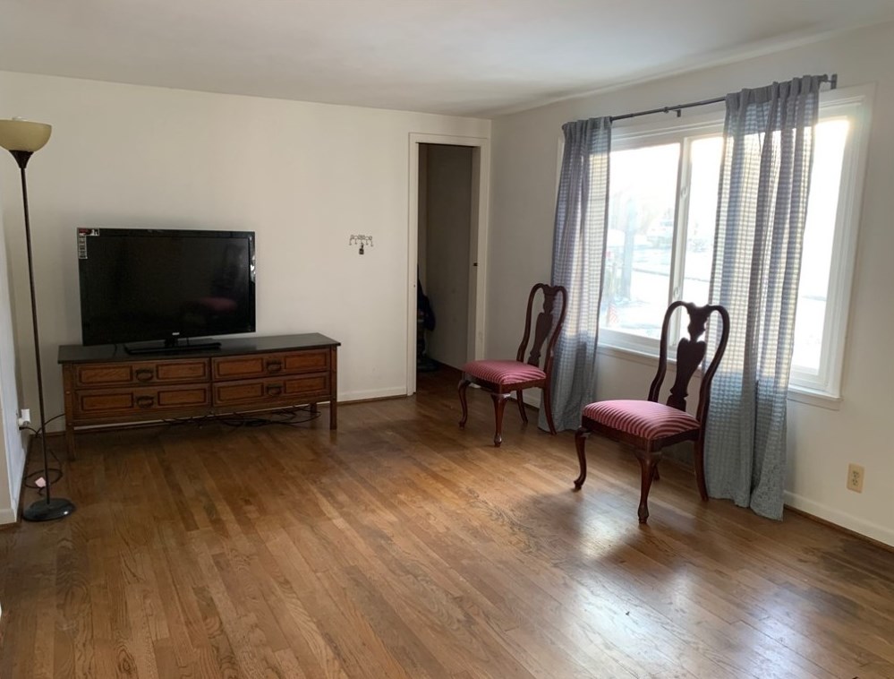 122 N Vine St, New Castle, PA 16101