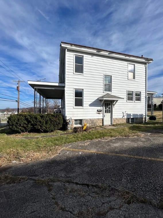 570 Coolspring St, Oliphant Furnace PA 15401-4521 exterior