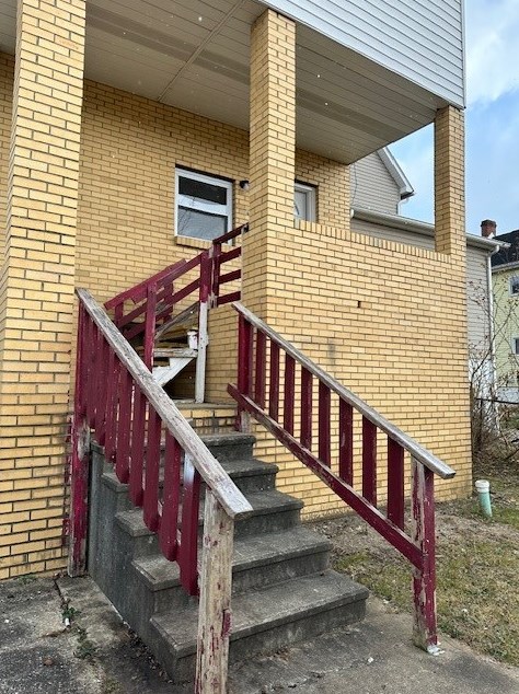 34 Madison Ave, Greensburg, PA 15601