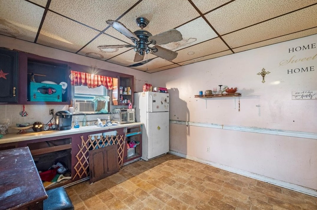 387 Wylie Ave, Washington PA 15301-2251 exterior