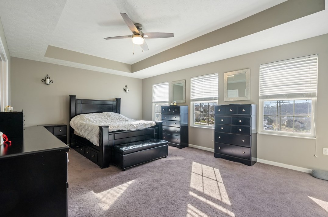 216 Country Barn Rd, Houston PA  15342-1074 exterior