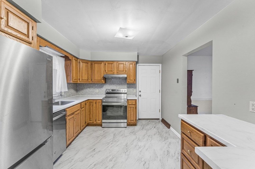 16 Donation Rd, Greenville PA  16125-1416 exterior