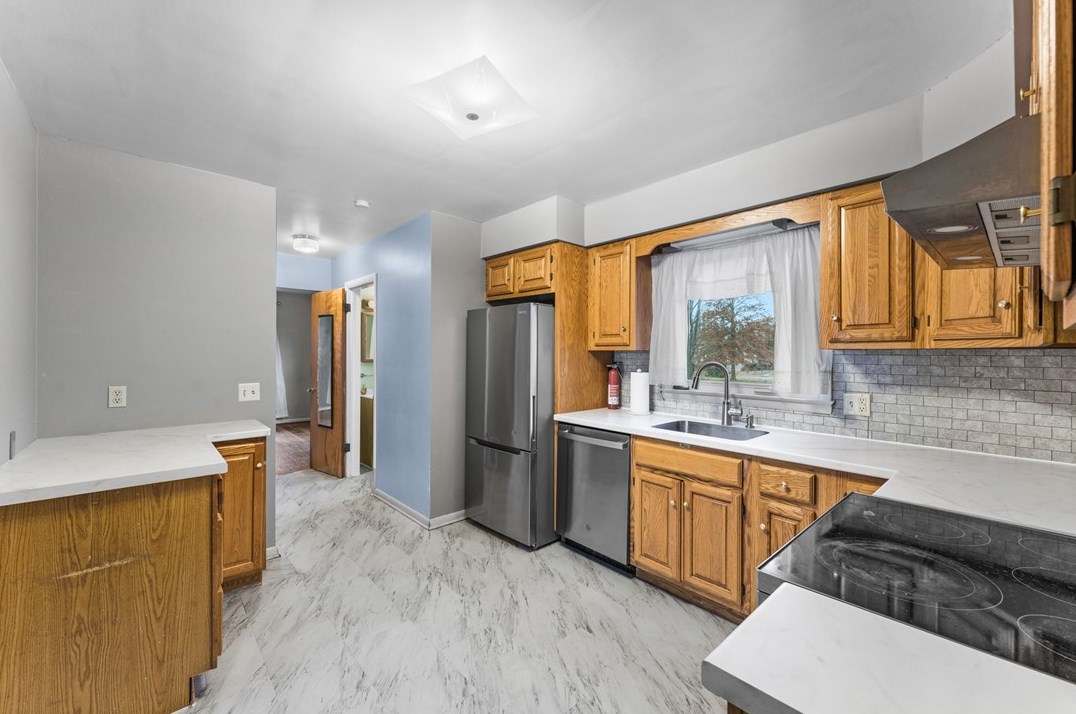 16 Donation Rd, Greenville PA  16125-7601 exterior