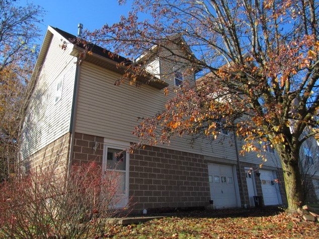 402 Meadow Ave, North Charleroi, PA 15022