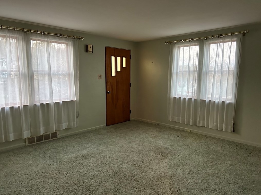 321 Midland Ave, Collier Township, PA 15106-2334