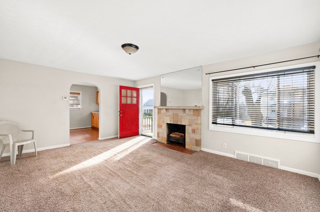 214 Rockenstein Ave, Butler PA 16001-3333 exterior