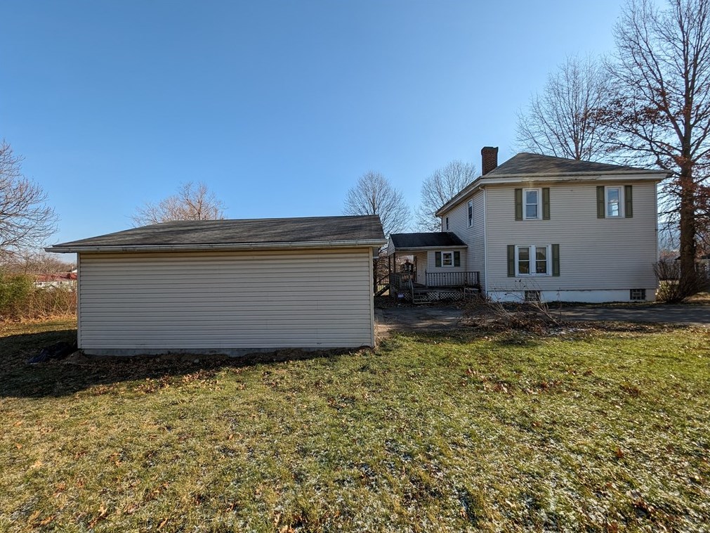105 Dry Knob Rd, Smithfield, PA 15478-1245