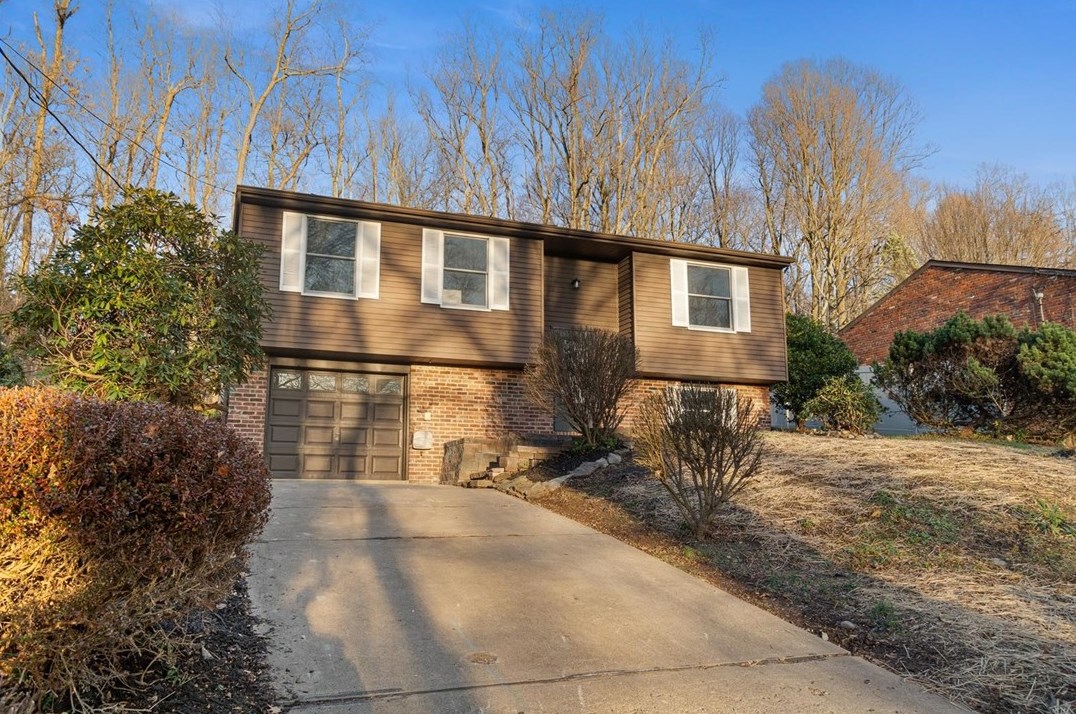 119 Orchard St, Monroeville, PA 15146-4125
