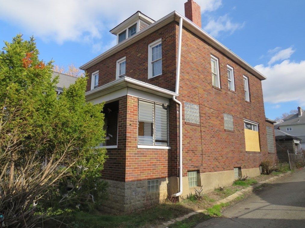 1413 Scott St, McKeesport, PA 15132