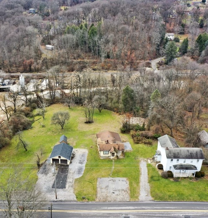 5554 Grubbs Rd, Gibsonia, PA 15044
