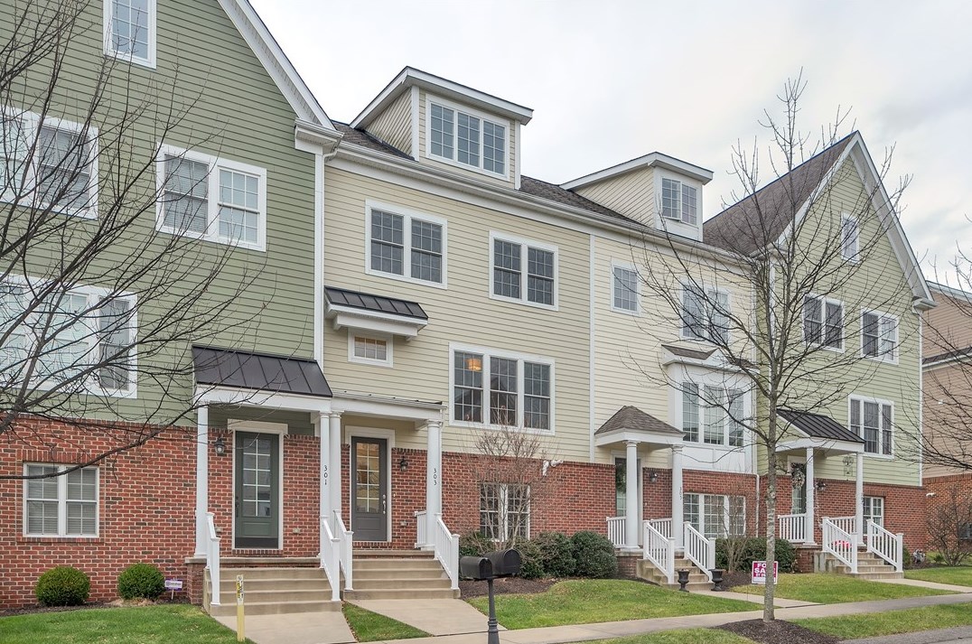 303 Osona Ln, Seven Fields, PA 16046-4062