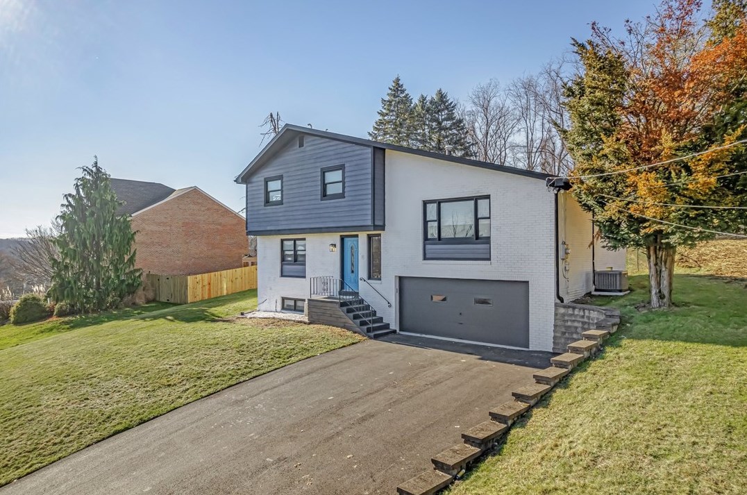 113 Brookdale Cir, Canonsburg, PA 15317