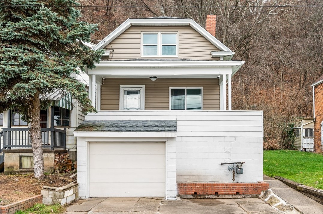 223 Freeport Rd, Creighton, PA 15030