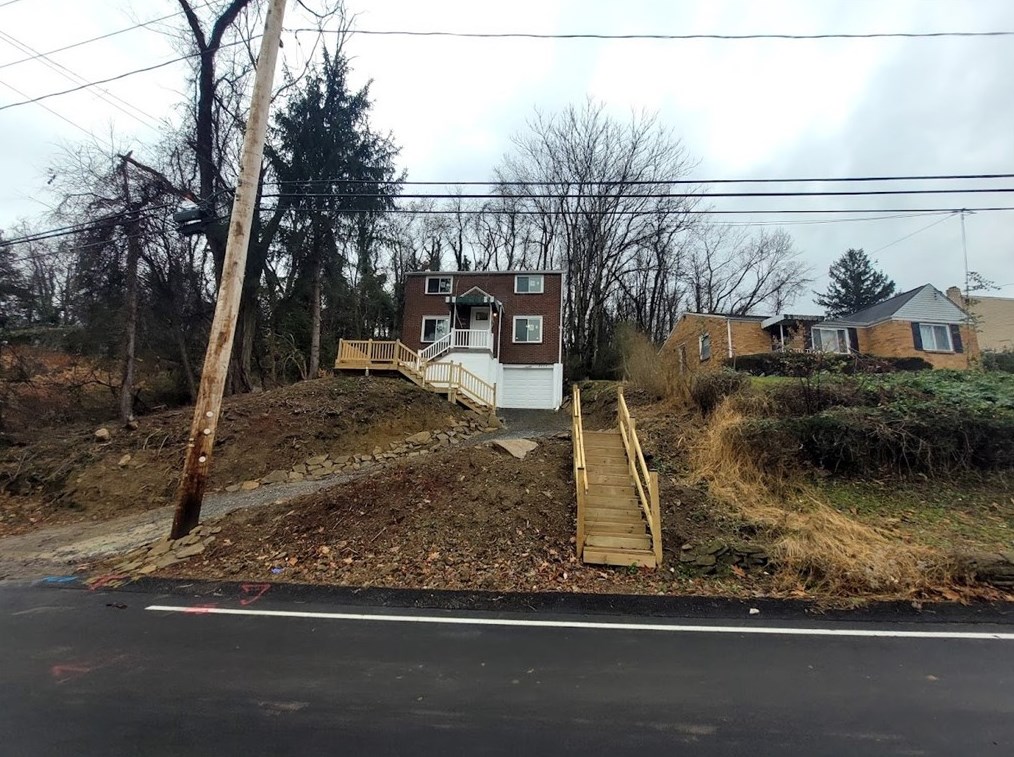 8034 Lincoln Rd, Verona, PA 15147