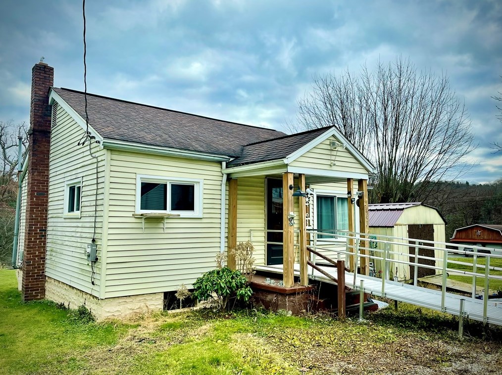 643 Reesedale Rd, Adrian, PA 16210