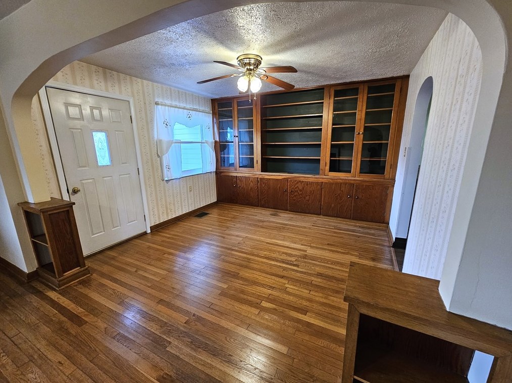 118 Highland Ave, West Alexander, PA 15376