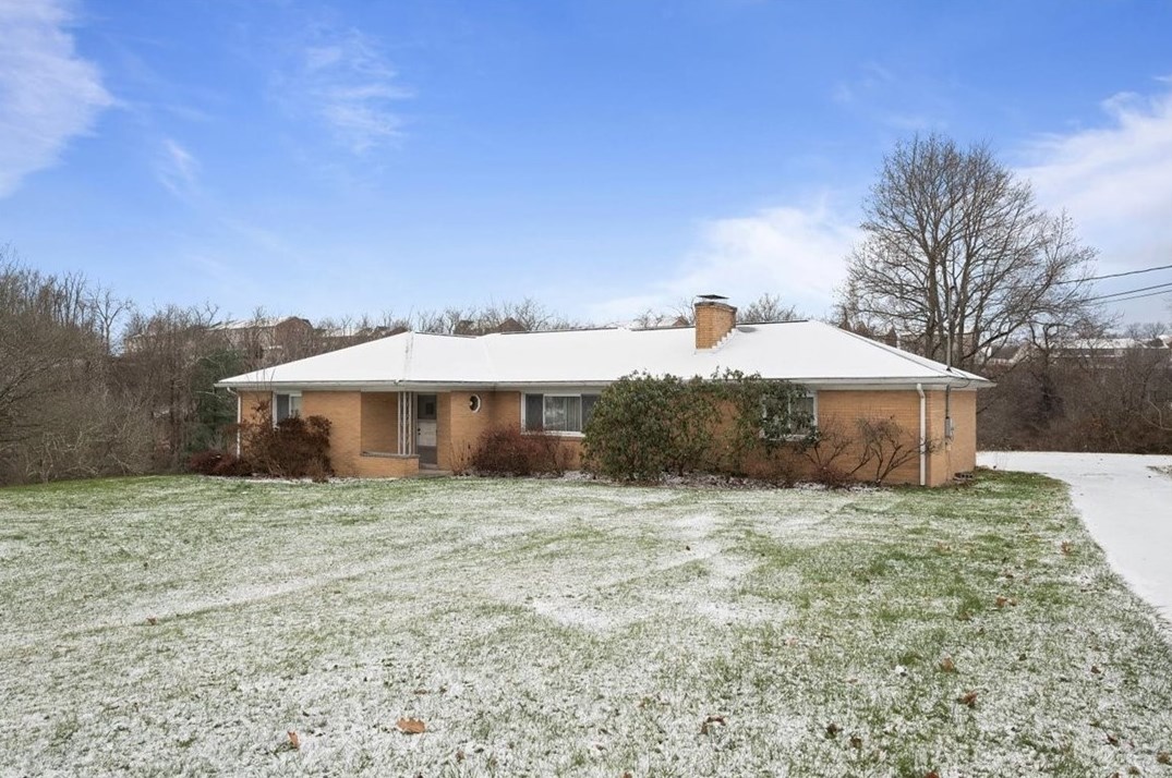 2557 Nicholson Rd, Sewickley, PA 15143