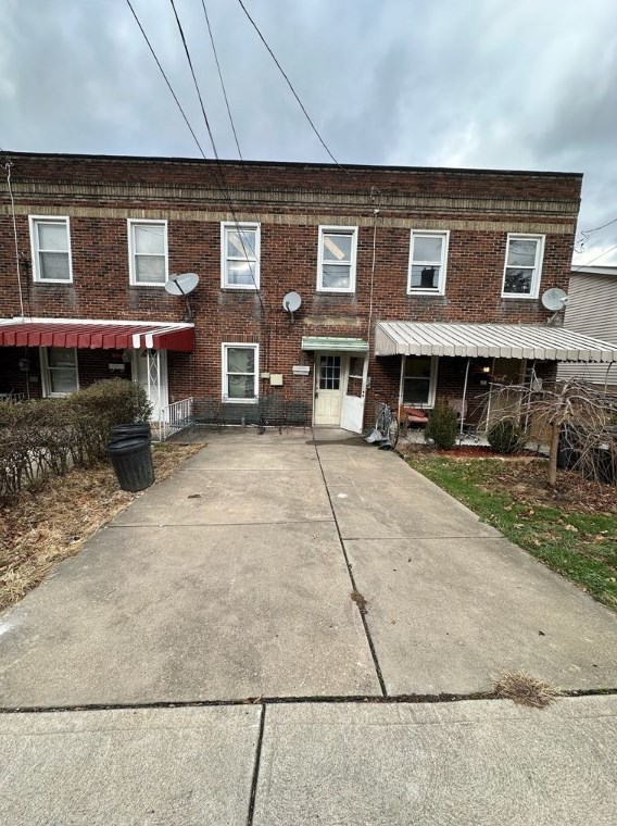 741 7th St, Trafford, PA 15085