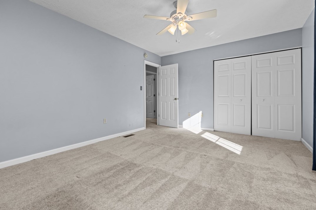 3526 Fox Chase Dr, Imperial PA  15126-9600 exterior
