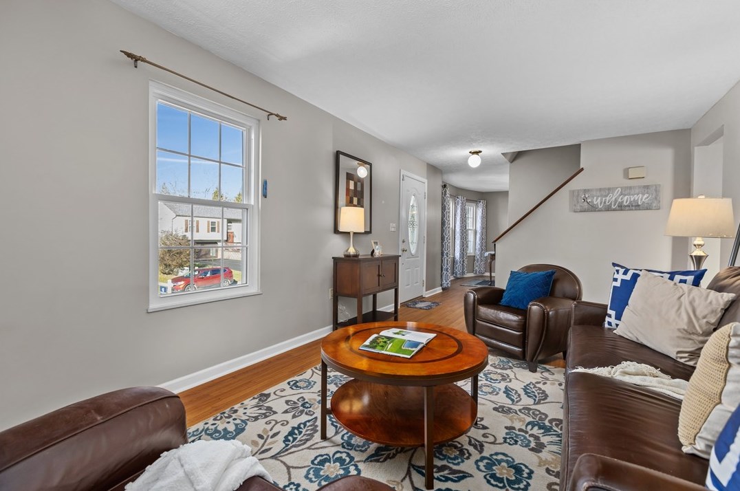 3526 Fox Chase Dr, Imperial PA  15126-9600 exterior