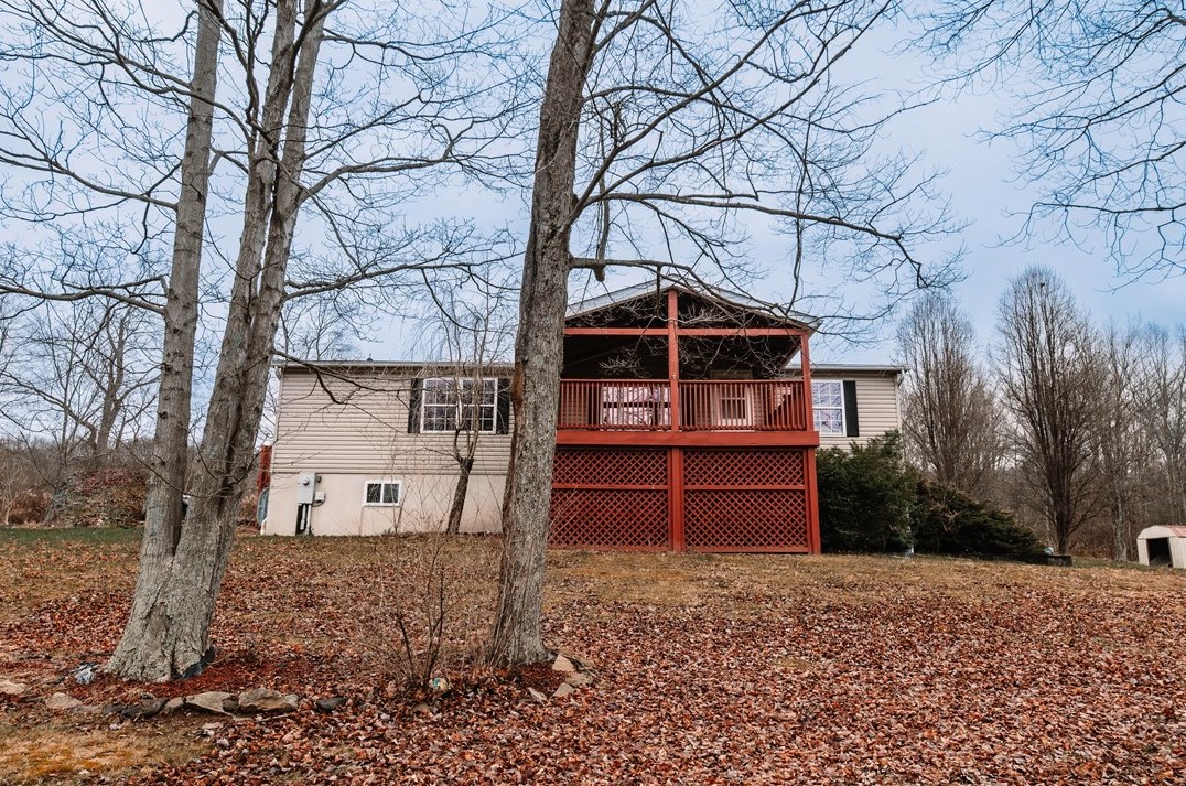 859 Twolick Dr, Indiana, PA 15701-3757