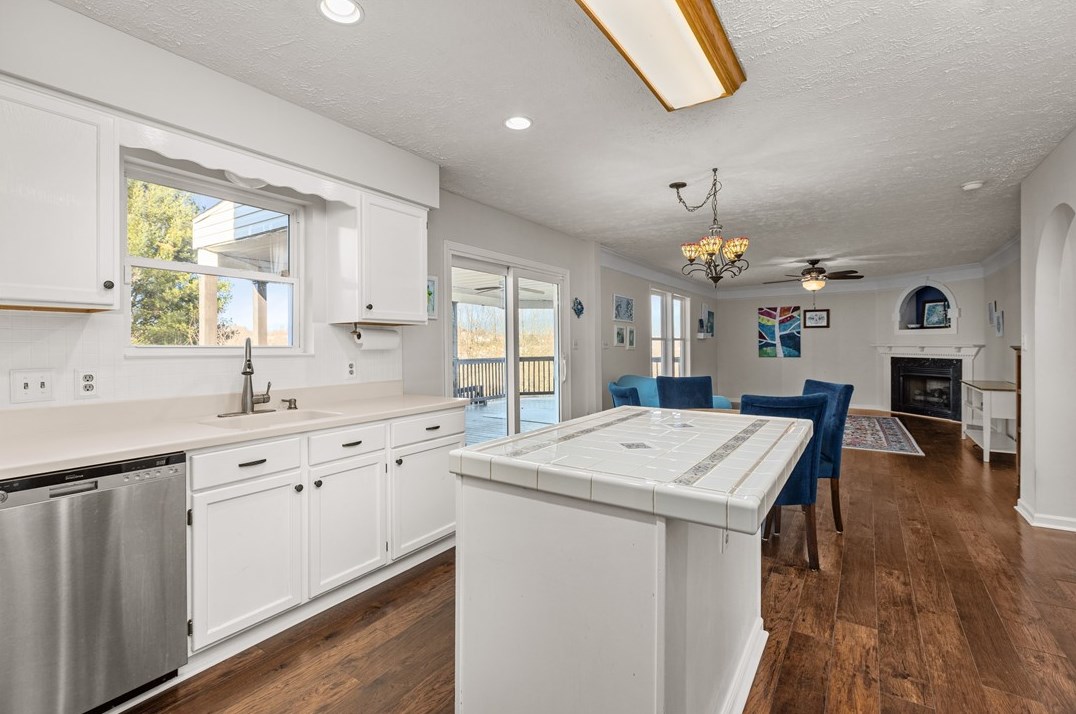 14 Scout Dr, Washington PA  15301-9594 exterior