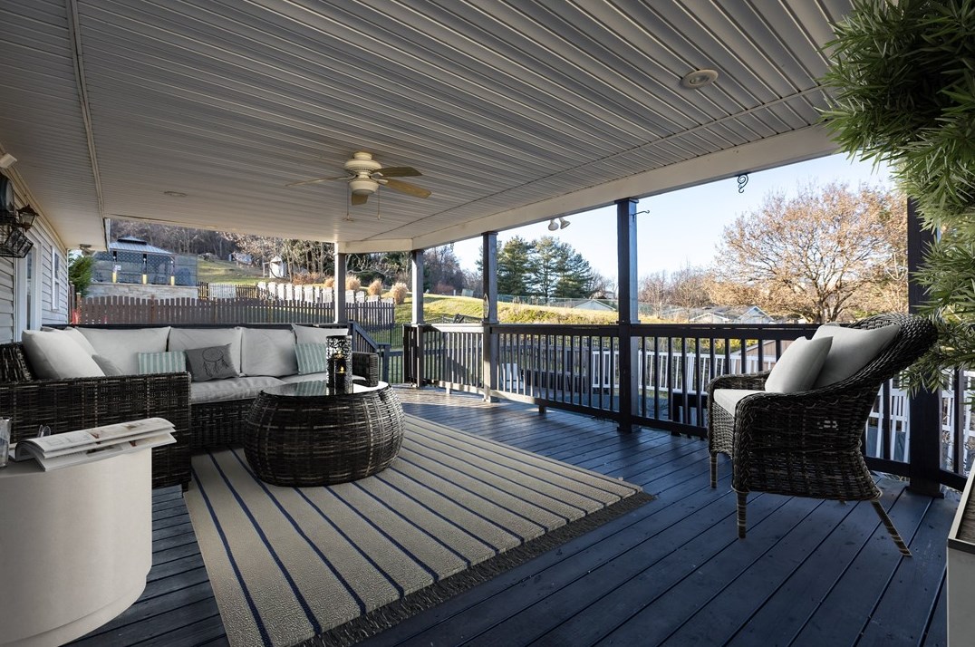 14 Scout Dr, Washington PA  15301-9594 exterior