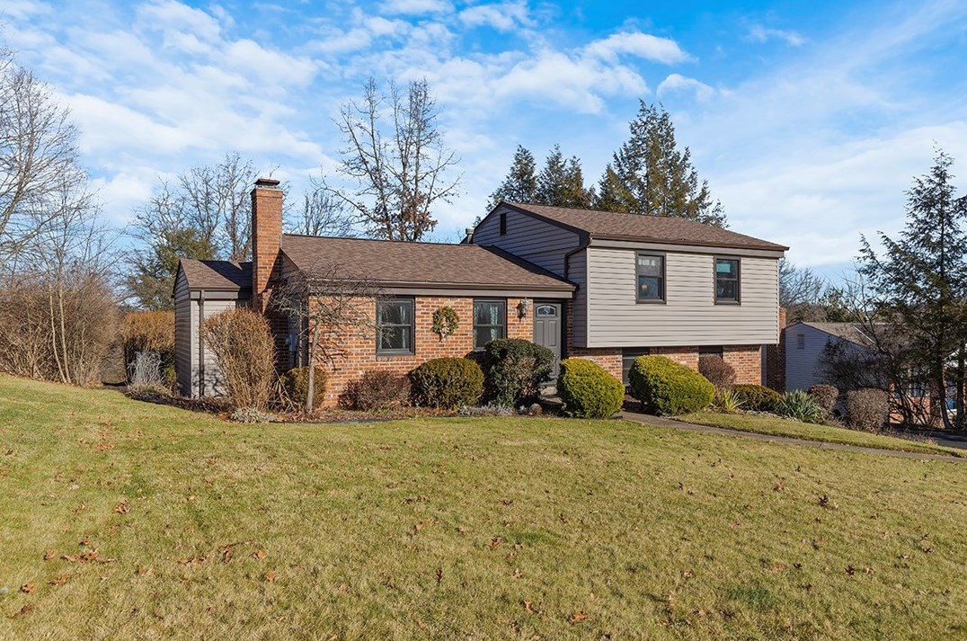 4908 Wickloe Dr, Gibsonia, PA 15044