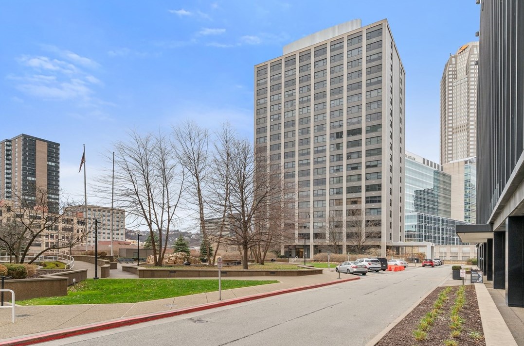 112 Washington Pl #16g, Pittsburgh, PA 15219