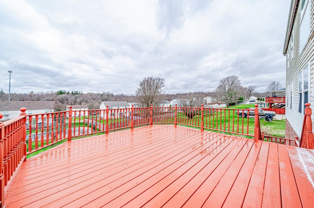 501 Jackson Dr, Apollo PA  15613-1744 exterior