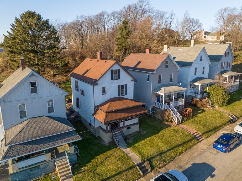 112 Walters St, Derry, PA 15627