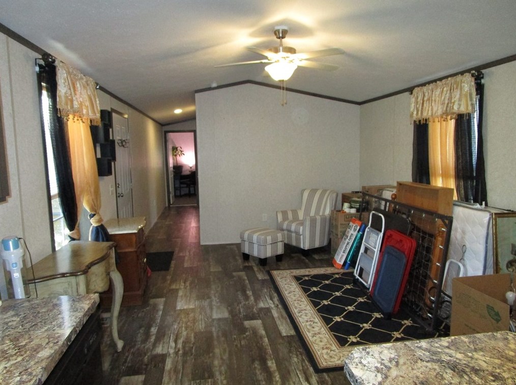 69 S Summit Rd #311, Greenville, PA 16125
