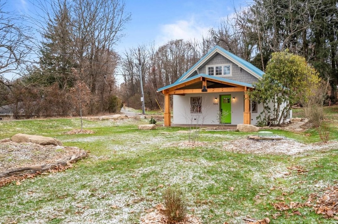 506 Camp Meeting Rd, Sewickley, PA 15143
