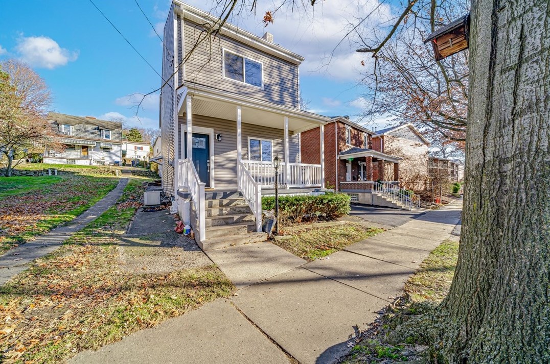 746 5th St, Oakmont, PA 15139