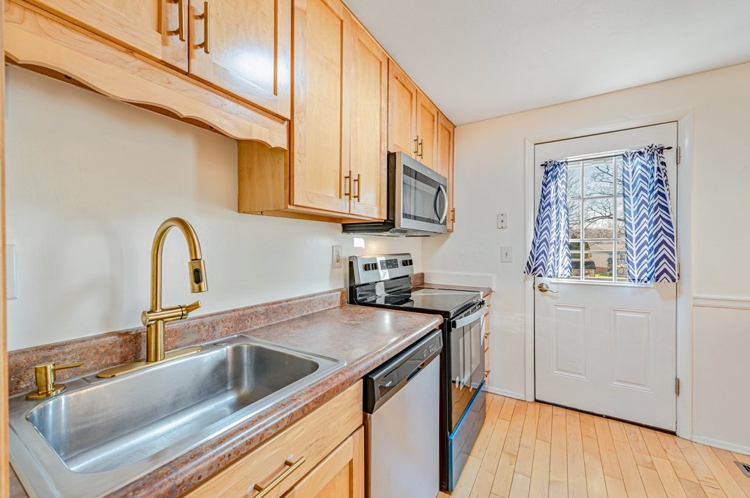 107 Fosterville Rd, Greensburg PA  15601-4713 exterior