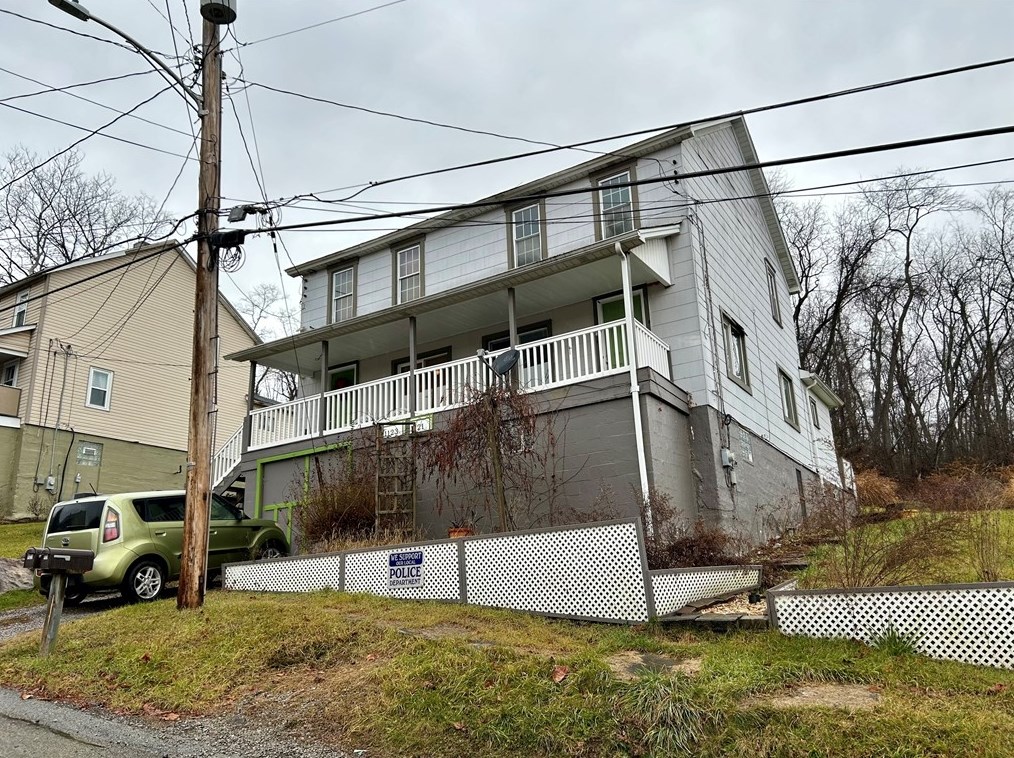 1121-1123 Eisenhower, Russellton, PA 15076