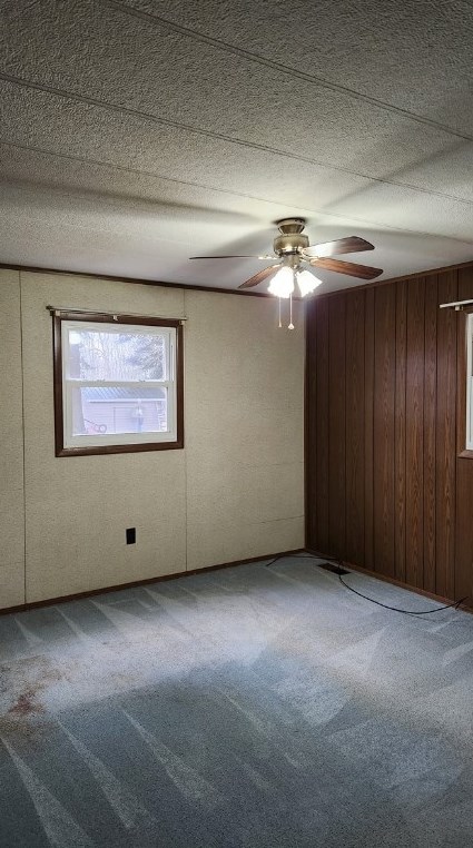 647 Liberty Rd, Grove City PA 16127-4108 exterior