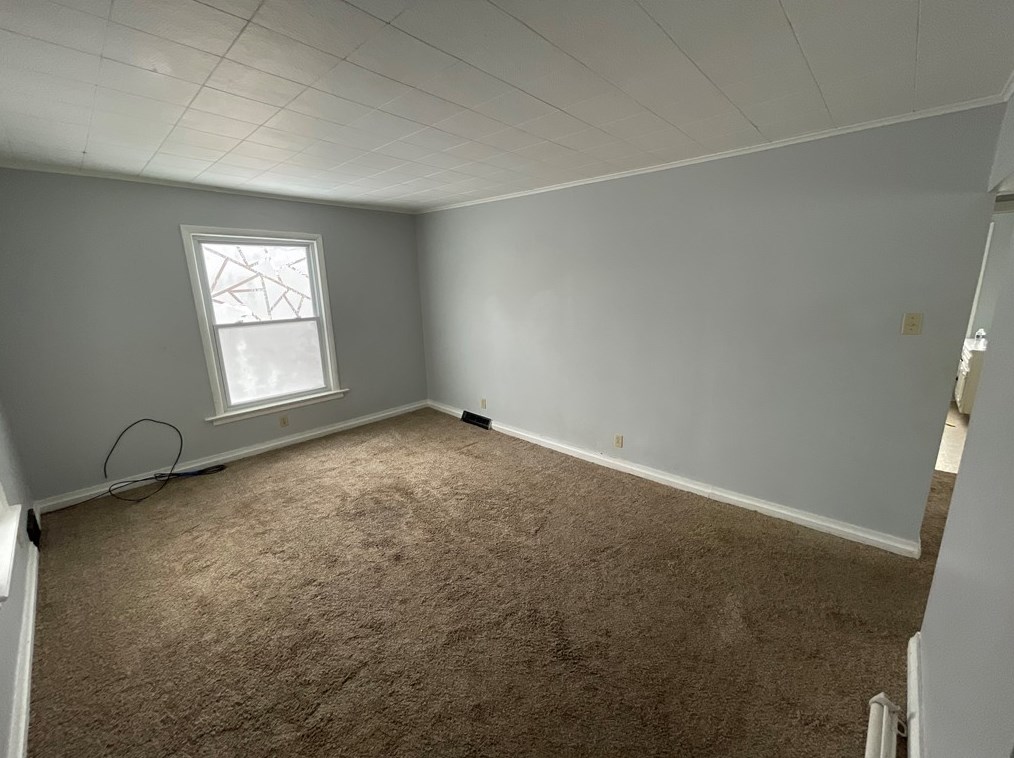 711 Carlisle St #2, New Castle, PA 16101