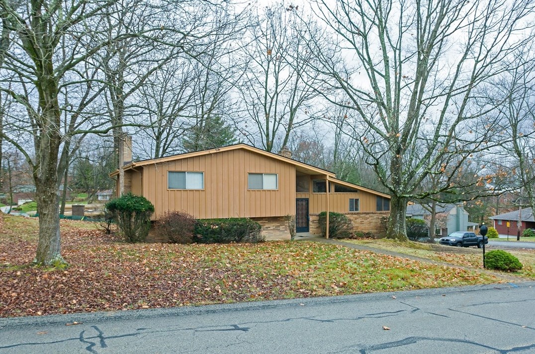 1349 Towerlawn Dr, Monroeville, PA 15146