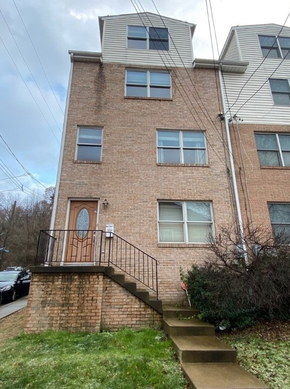 954 Pretense Way, Pittsburgh, PA 15203