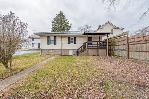 49 W Chestnut St, Blairsville, PA 15717