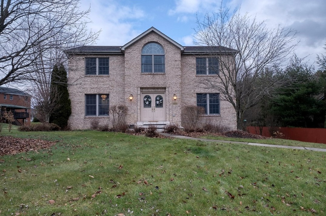 1003 Deveron Ct, Jeannette PA  15644-1056 exterior