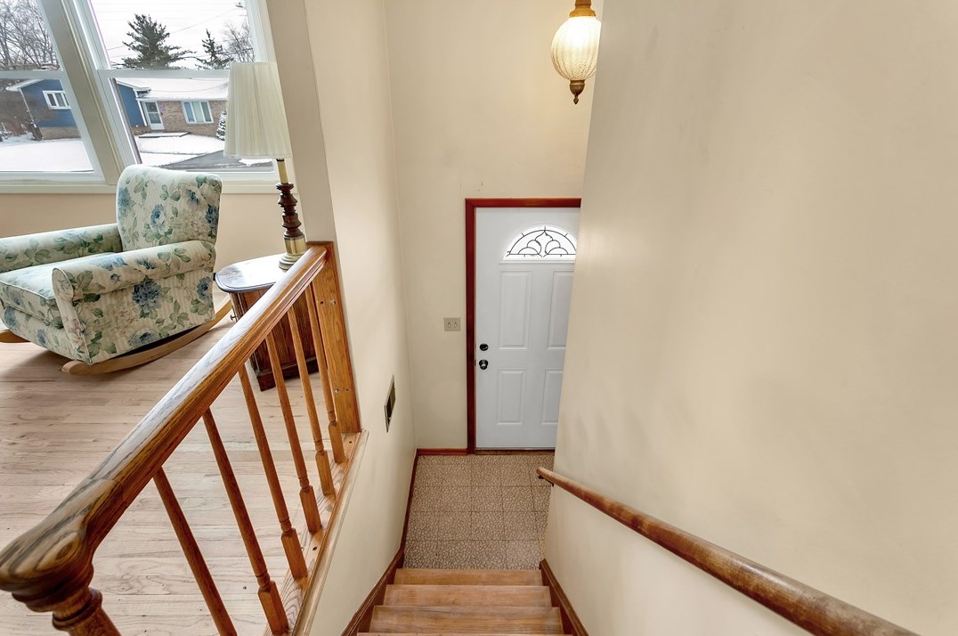 81 Mohawk Dr, Greensburg, PA 15601