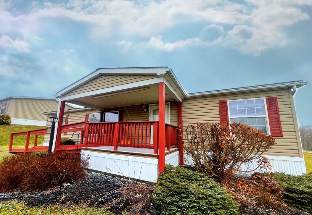 112 Mountain View Dr, Berlin, PA 15530