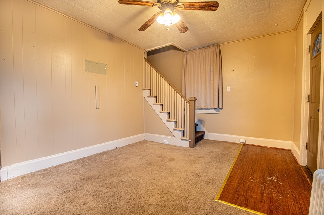 41 Race St, Oliphant Furnace, PA 15401