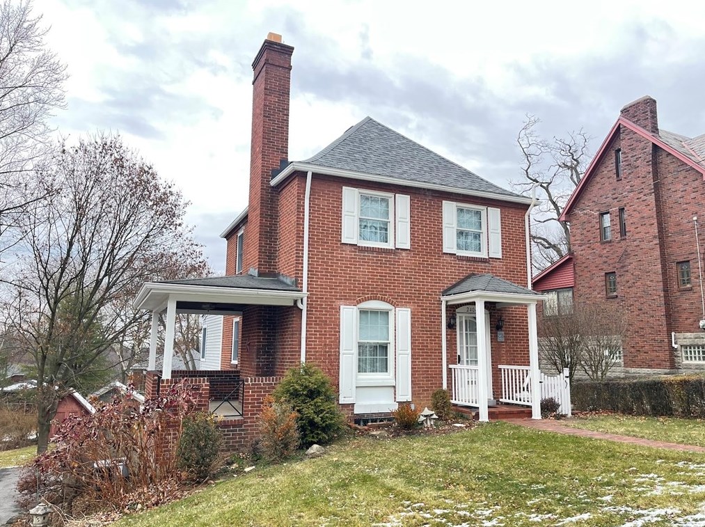 2404 Morrow Pl, Bethel Park, PA 15102-2130