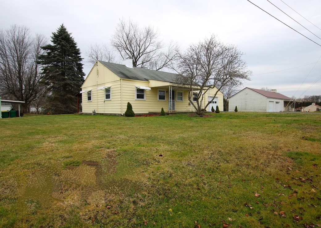 128 Delaware Dr, Butler, PA 16001