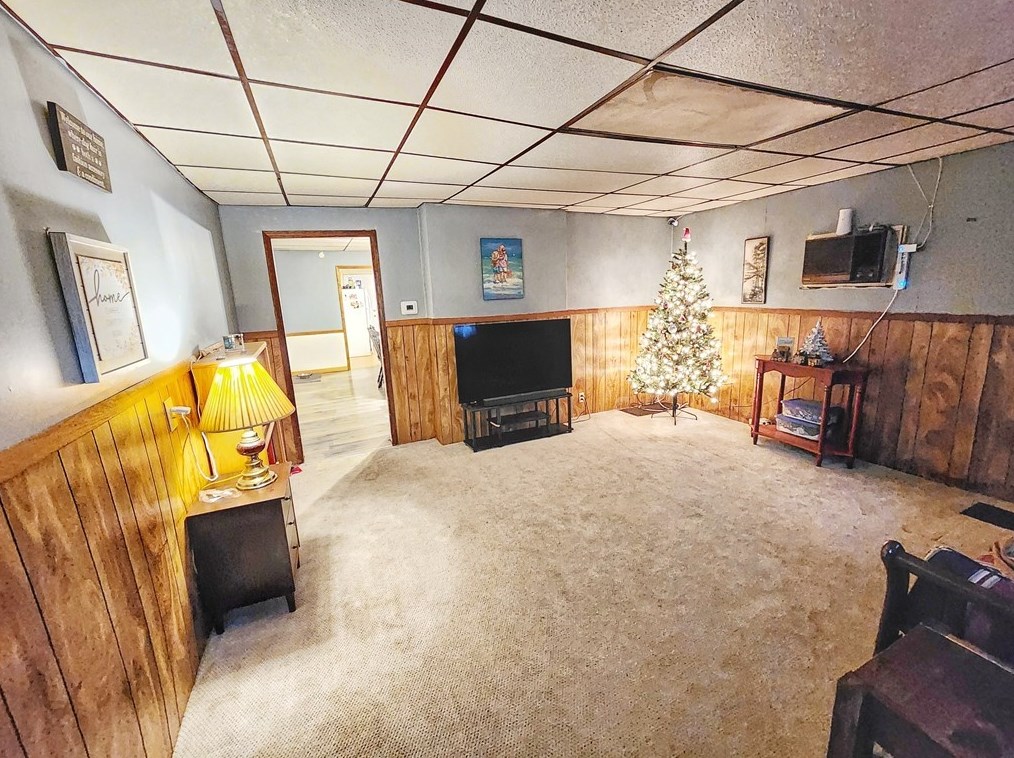 718 Cumberland Ave, New Castle, PA 16101