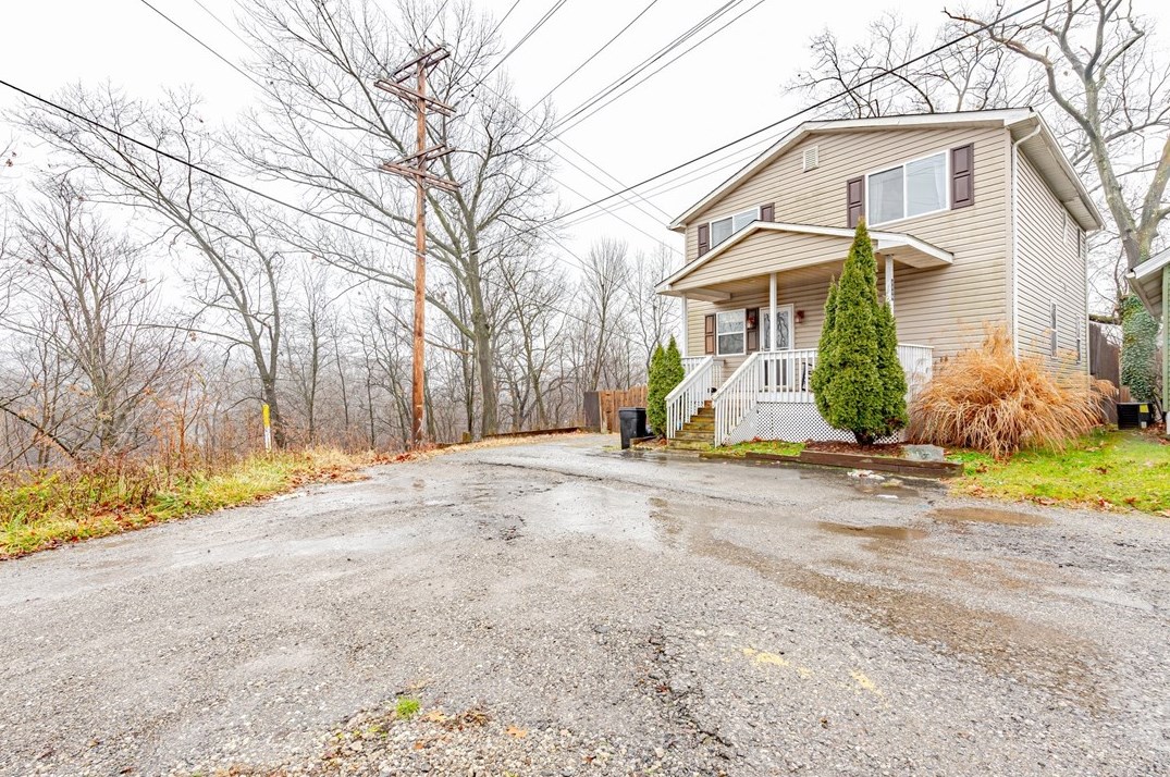 1115 25th St, Beaver Falls, PA 15010